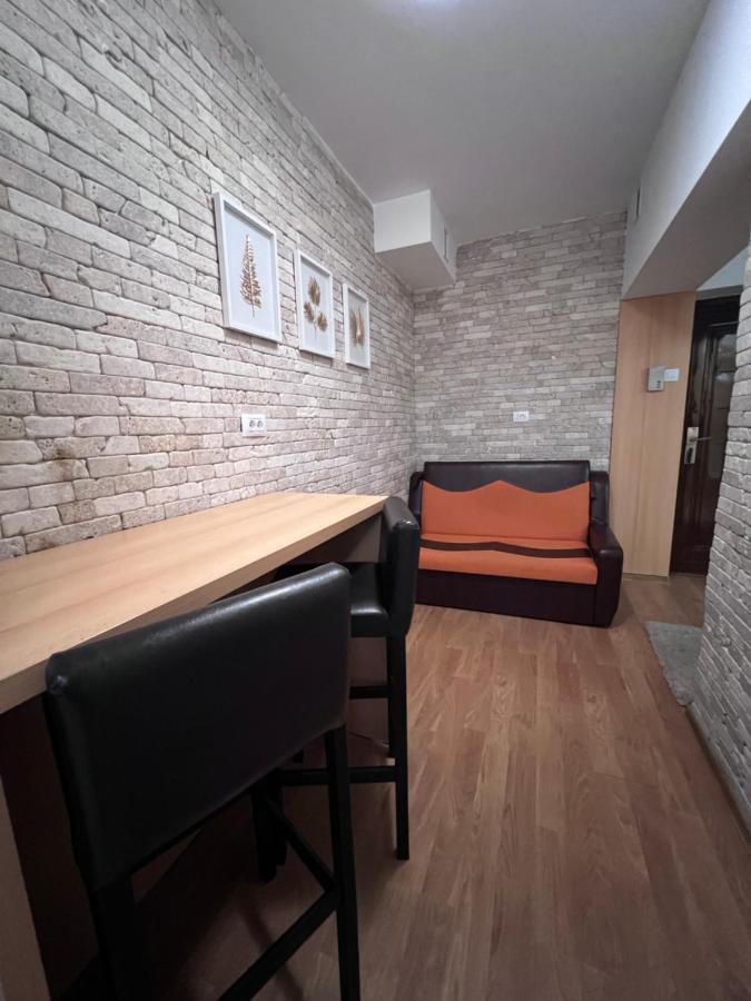 Mnm Mitropolie Apartment Iasi Ngoại thất bức ảnh
